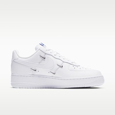 WMNS+AIR+FORCE+1+'07+LX.png